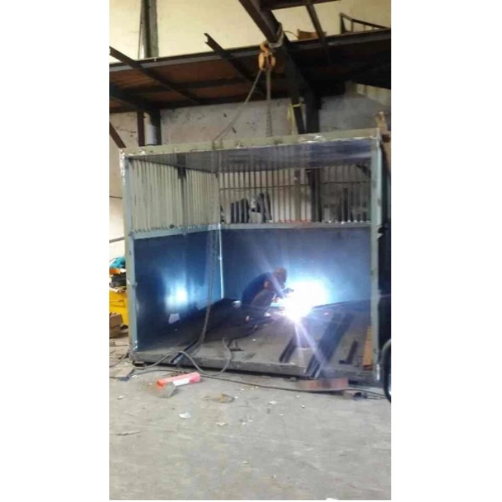 Jasa Pembuatan Lift Kargo di indonesia timur